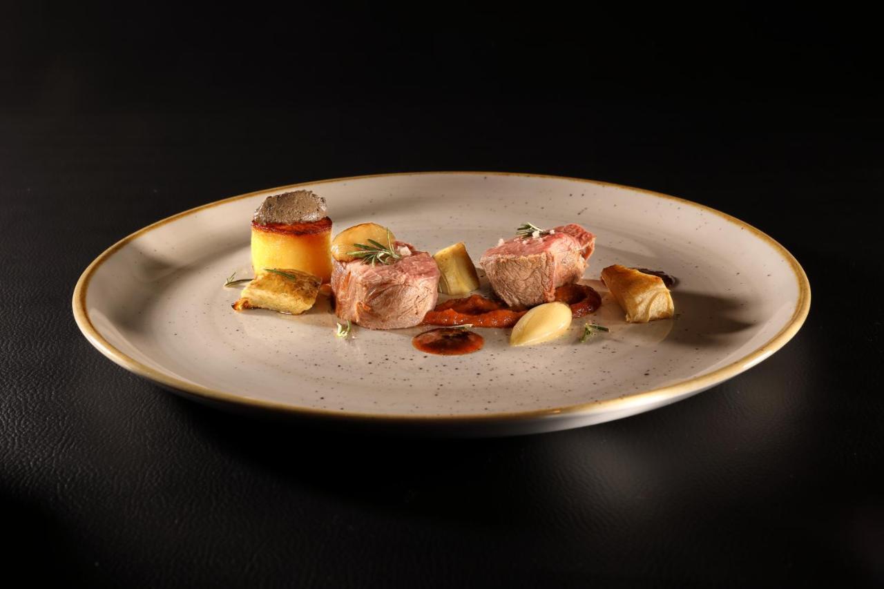 Boutique-Hotel Restaurant L'Atelier D'Epicure Logis Castels Екстериор снимка