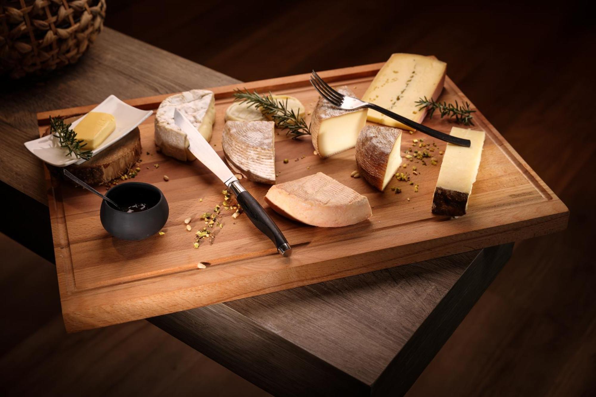 Boutique-Hotel Restaurant L'Atelier D'Epicure Logis Castels Екстериор снимка