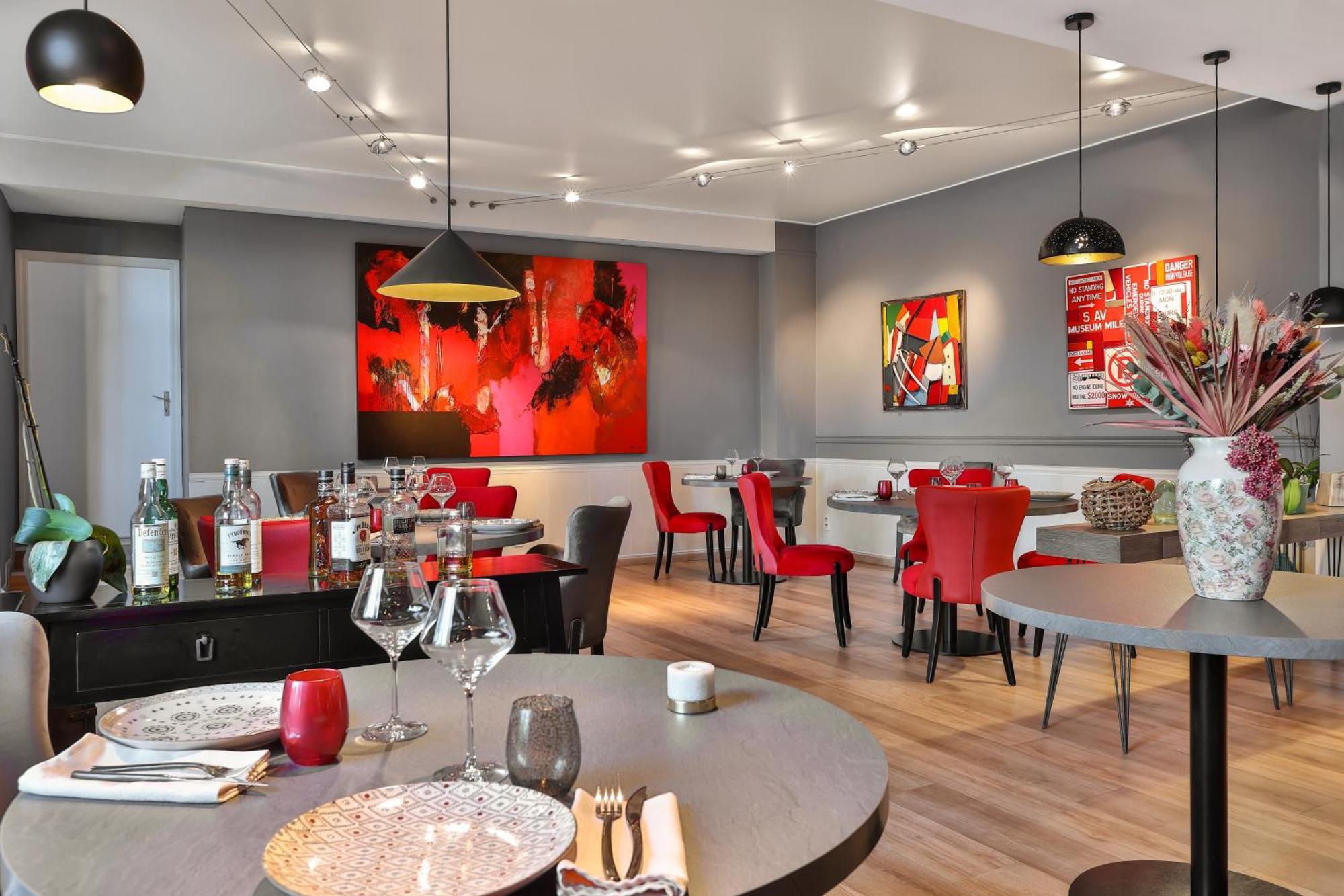 Boutique-Hotel Restaurant L'Atelier D'Epicure Logis Castels Екстериор снимка